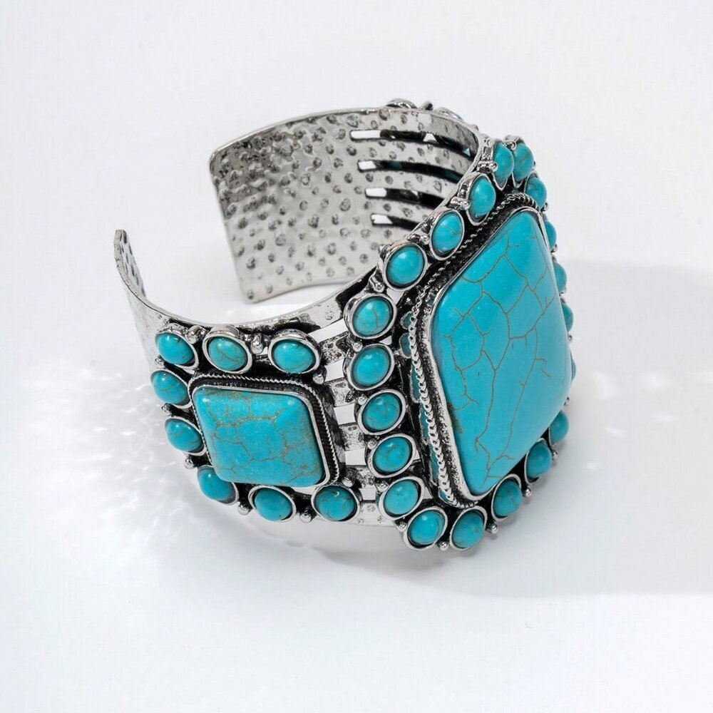 Western Cowboy Women's Wide Cuff Boho Casual Bracelet - Picture 4 of 6